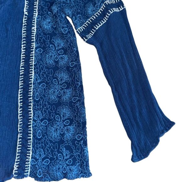 Alice + Olivia Sheer Embroidered Natalya Top in Indigo Size Small - Picture 5 of 9